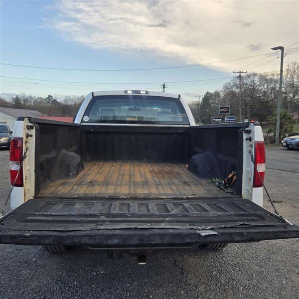Ford F-150 XL 2WD 2006