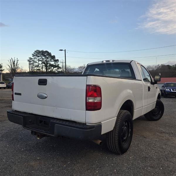 Ford F-150 XL 2WD 2006