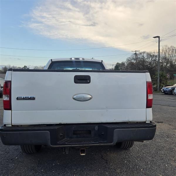 Ford F-150 XL 2WD 2006