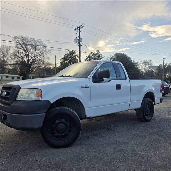 Ford F-150 XL 2WD 2006