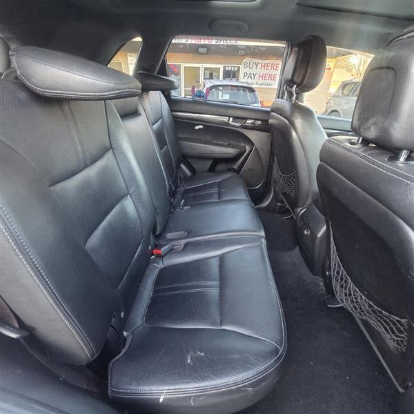 Kia Sorento EX V6 2WD 2011