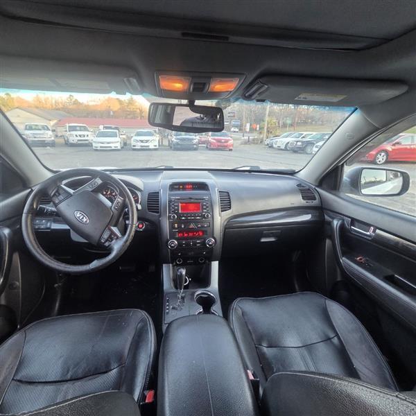 Kia Sorento EX V6 2WD 2011