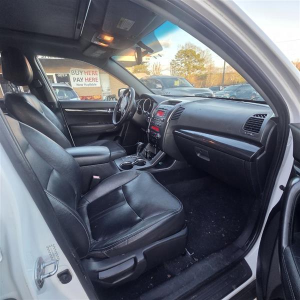 Kia Sorento EX V6 2WD 2011