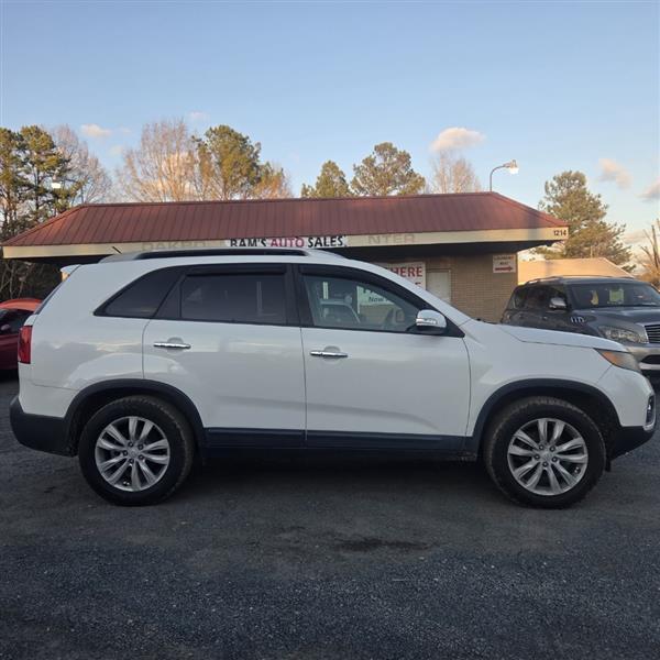 Kia Sorento EX V6 2WD 2011