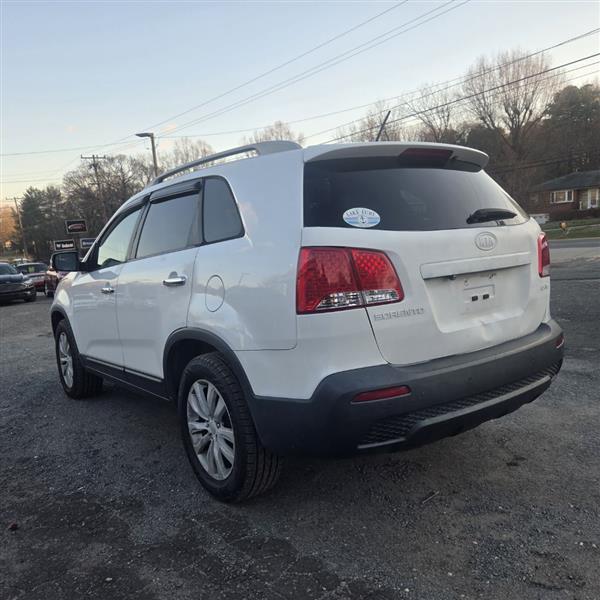 Kia Sorento EX V6 2WD 2011