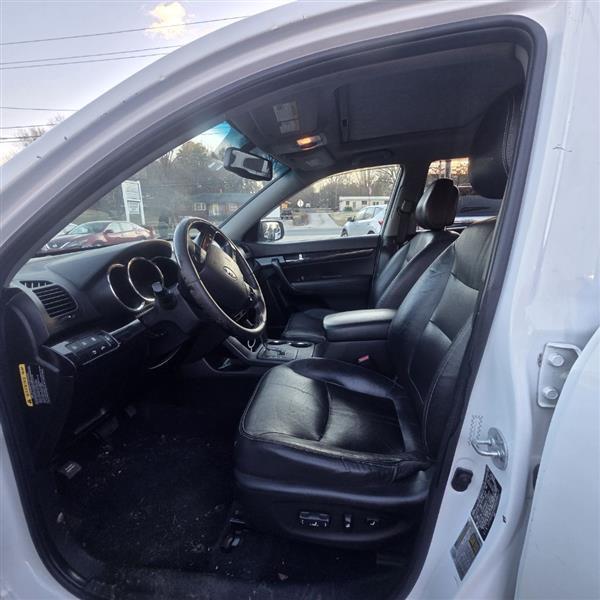 Kia Sorento EX V6 2WD 2011