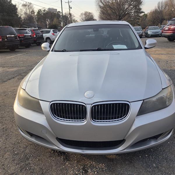 BMW 3-Series 328i 2009