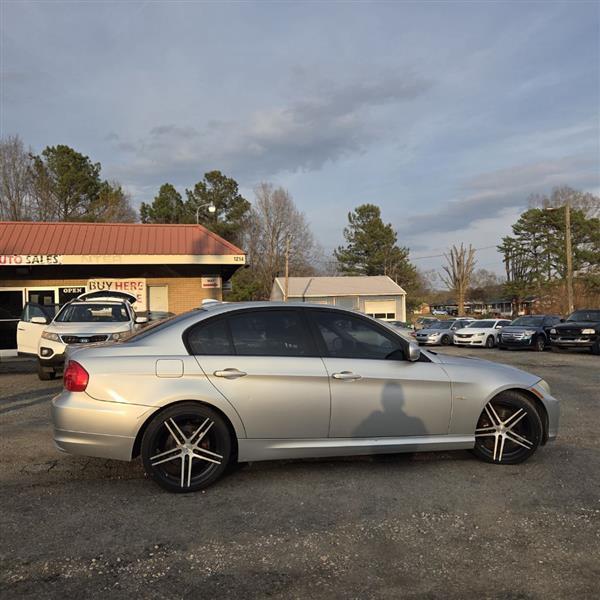 BMW 3-Series 328i 2009