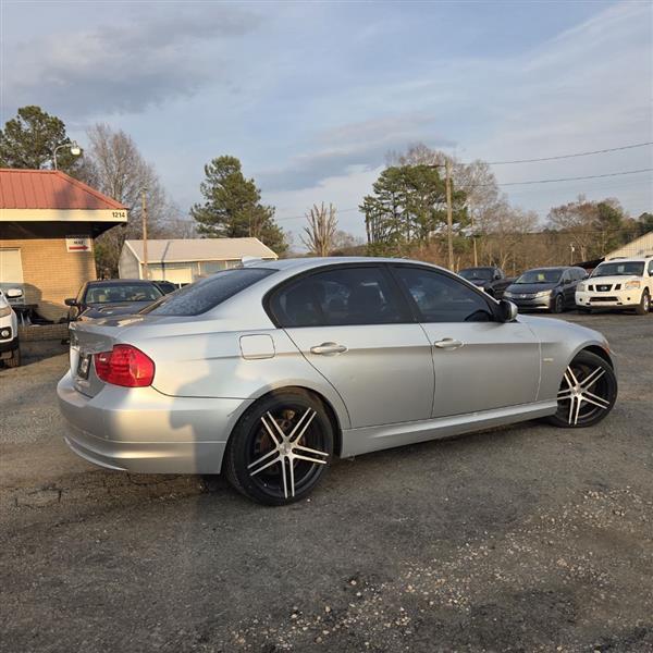 BMW 3-Series 328i 2009