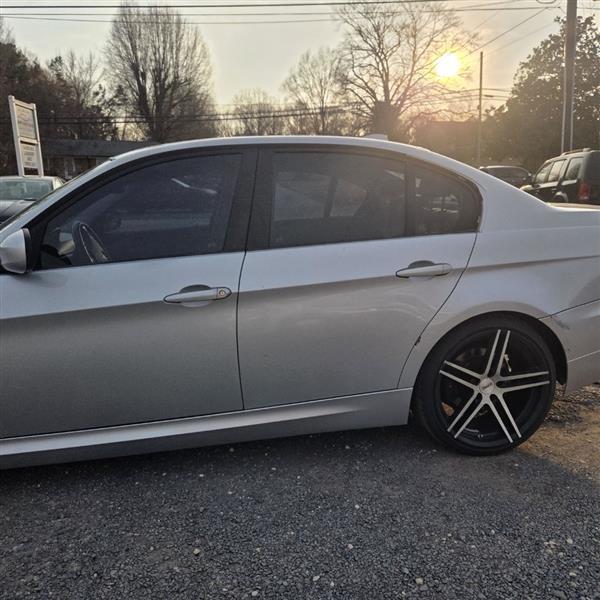 BMW 3-Series 328i 2009