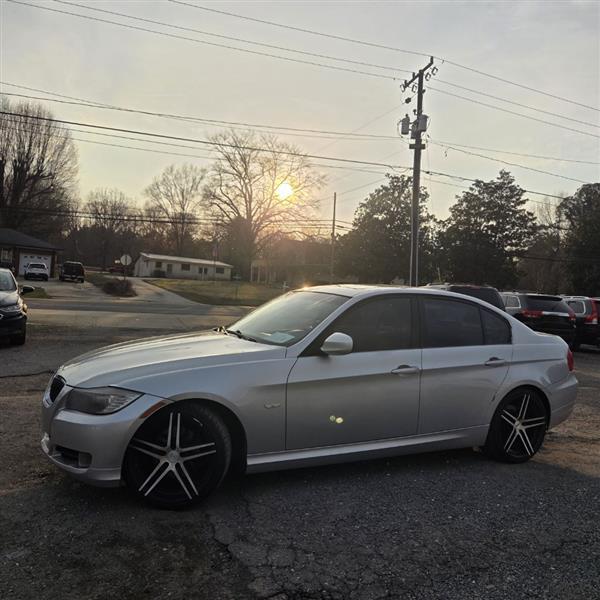 BMW 3-Series 328i 2009