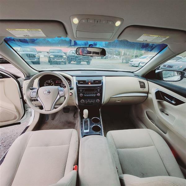 Nissan Altima 2.5 S 2013