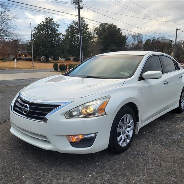 Nissan Altima 2.5 S 2013