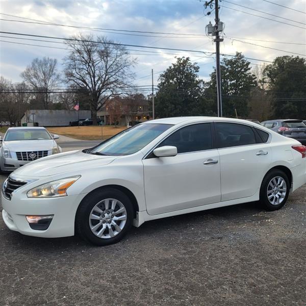 Nissan Altima 2.5 S 2013
