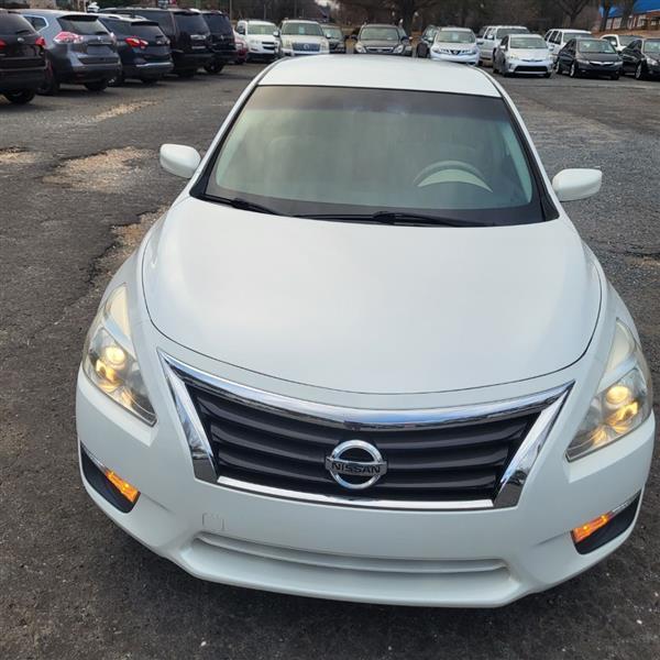 Nissan Altima 2.5 S 2013