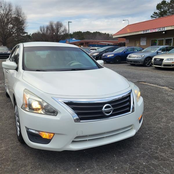 Nissan Altima 2.5 S 2013