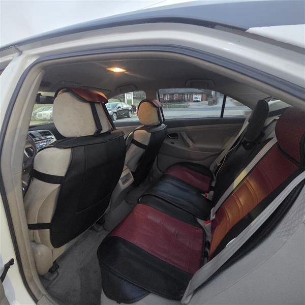 Toyota Camry LE 6-Spd AT 2010