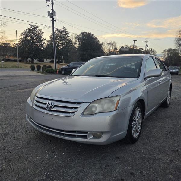 Toyota Avalon XL 2007