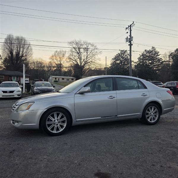 Toyota Avalon XL 2007