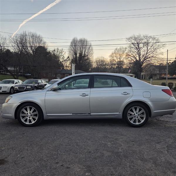 Toyota Avalon XL 2007