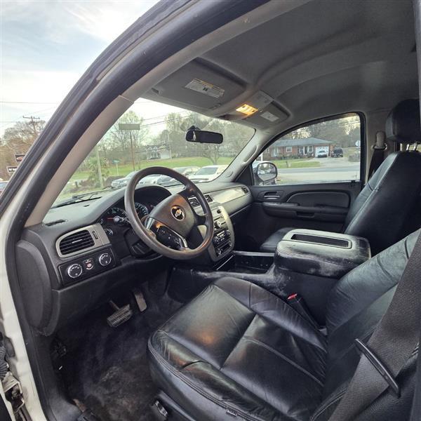 Chevrolet Tahoe LS 4WD 2009