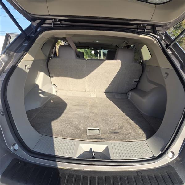 Nissan Rogue S AWD 2012