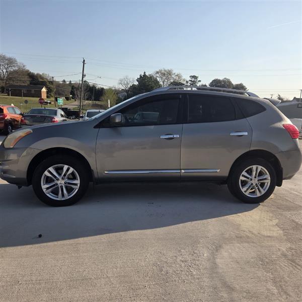 Nissan Rogue S AWD 2012