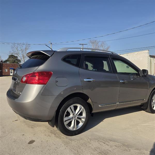Nissan Rogue S AWD 2012