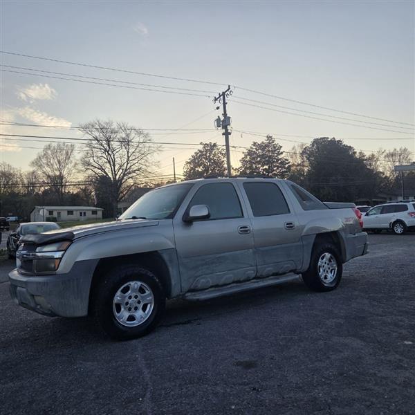 Chevrolet Avalanche 1500 2WD 2002