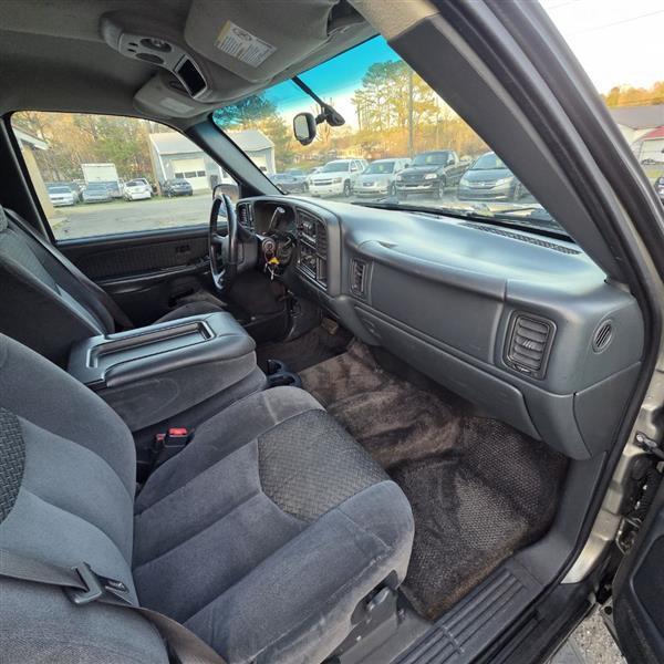 Chevrolet Avalanche 1500 2WD 2002