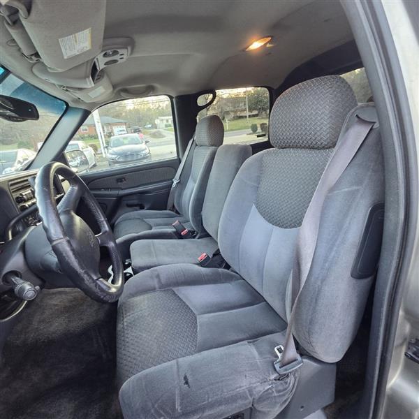 Chevrolet Avalanche 1500 2WD 2002