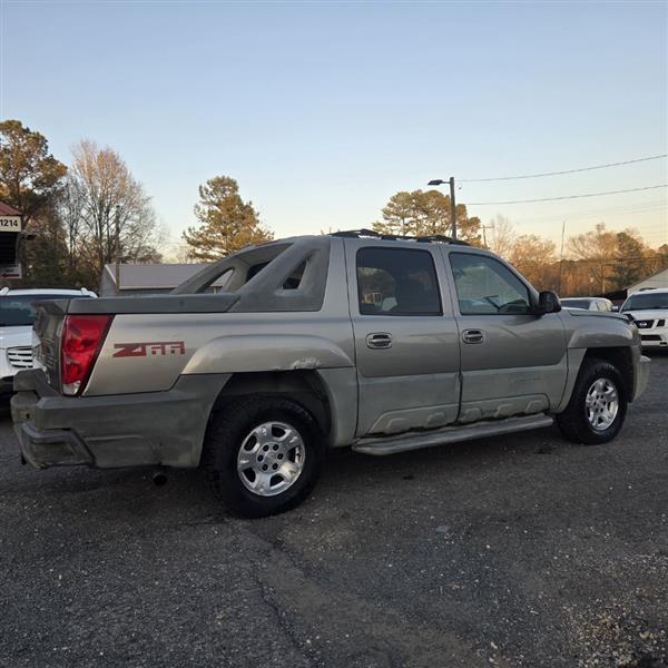Chevrolet Avalanche 1500 2WD 2002