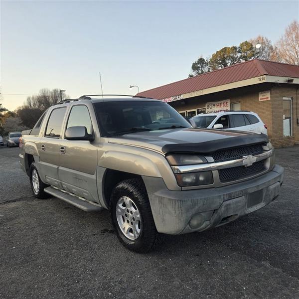 Chevrolet Avalanche 1500 2WD 2002