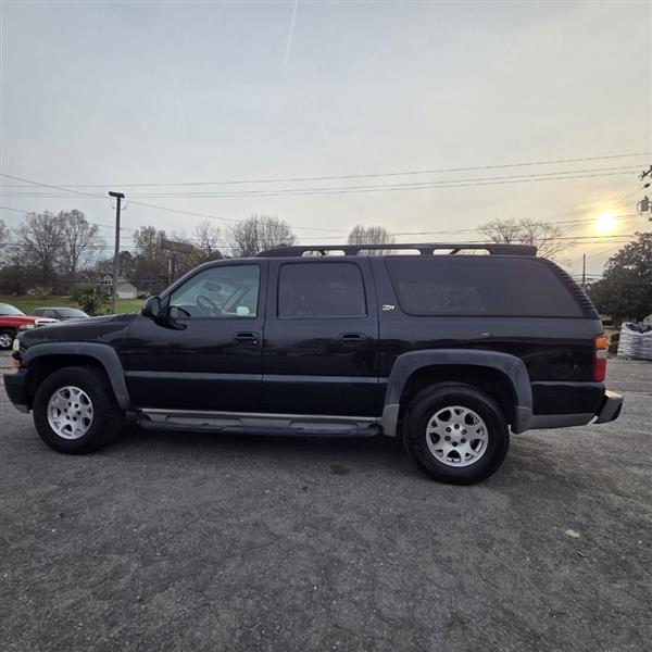 Chevrolet Suburban 1500 4WD 2003