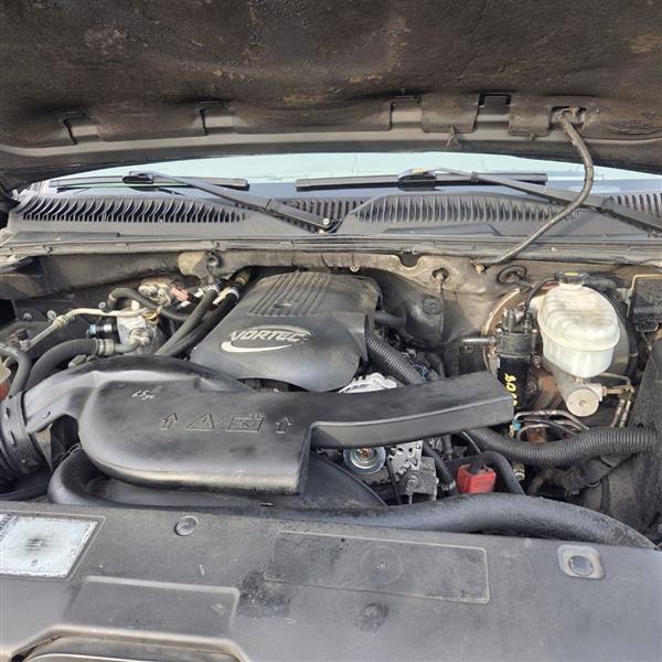 Chevrolet Suburban 1500 4WD 2003