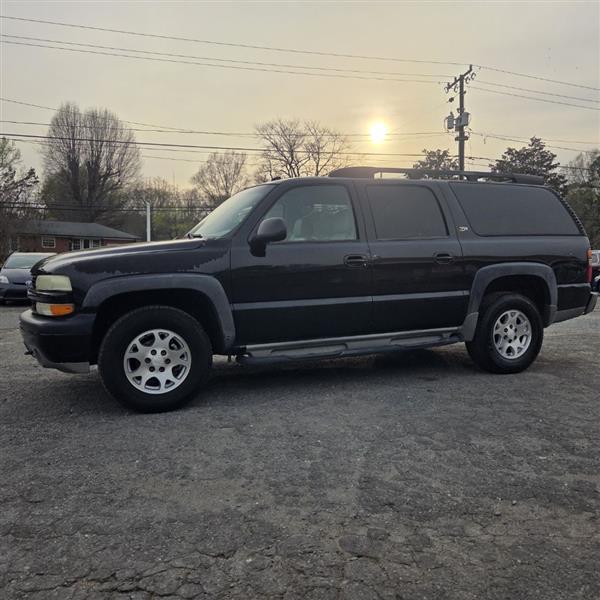 Chevrolet Suburban 1500 4WD 2003