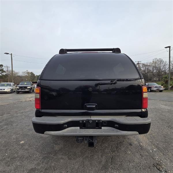 Chevrolet Suburban 1500 4WD 2003