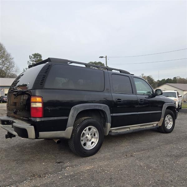 Chevrolet Suburban 1500 4WD 2003