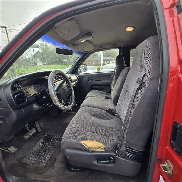 Dodge Ram 1500 Quad Cab Long Bed 2WD 1999