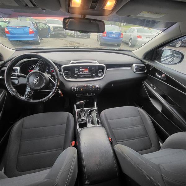 Kia Sorento LX 2WD 2016