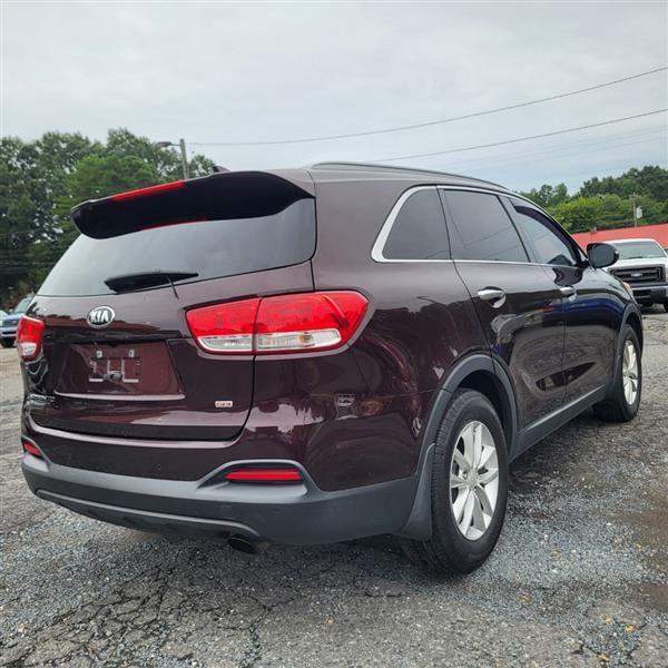 Kia Sorento LX 2WD 2016