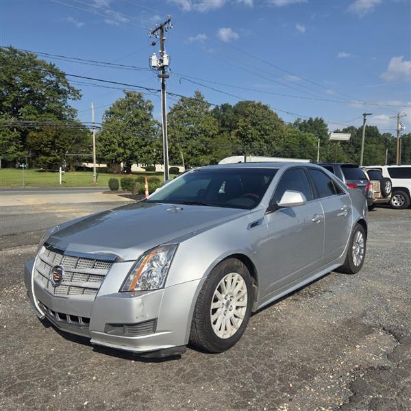 Cadillac CTS Luxury 2012