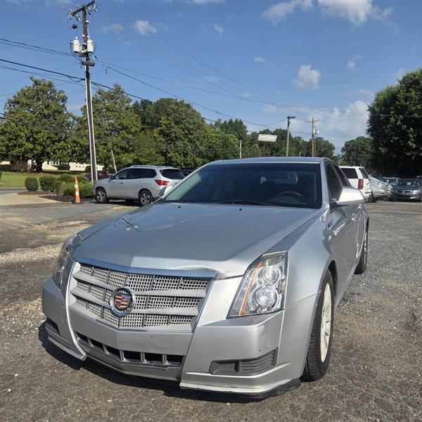 Cadillac CTS Luxury 2012