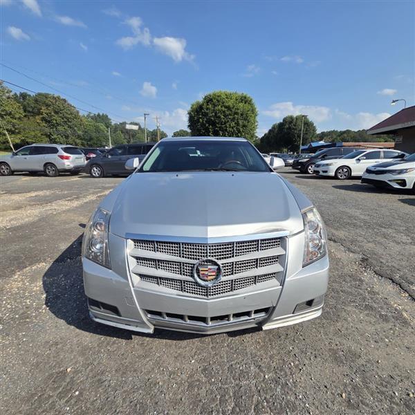 Cadillac CTS Luxury 2012