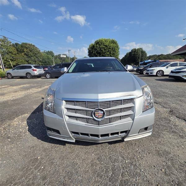 Cadillac CTS Luxury 2012