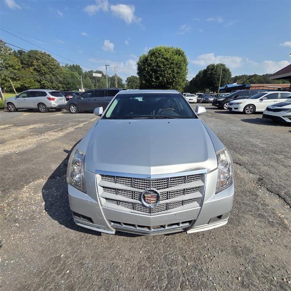 Cadillac CTS Luxury 2012