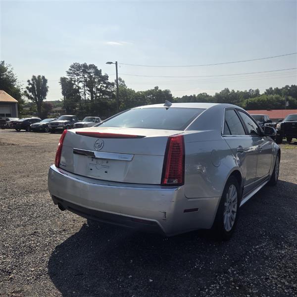 Cadillac CTS Luxury 2012