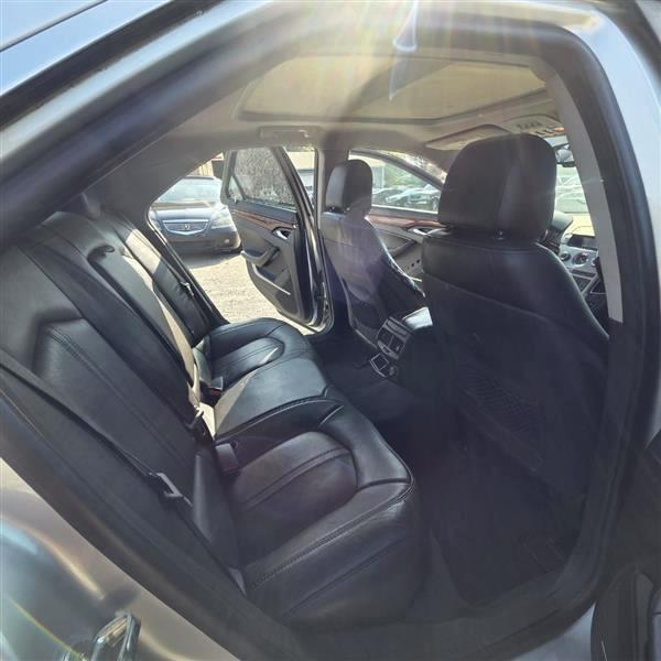 Cadillac CTS Luxury 2012