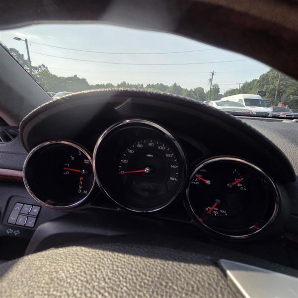 Cadillac CTS Luxury 2012