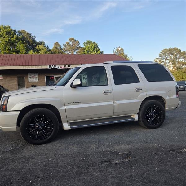Cadillac Escalade AWD 2002